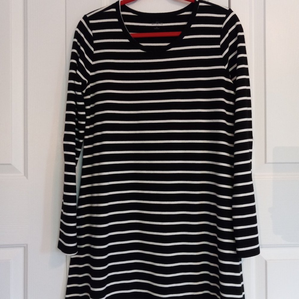 Striped long sleeve dress, Size M